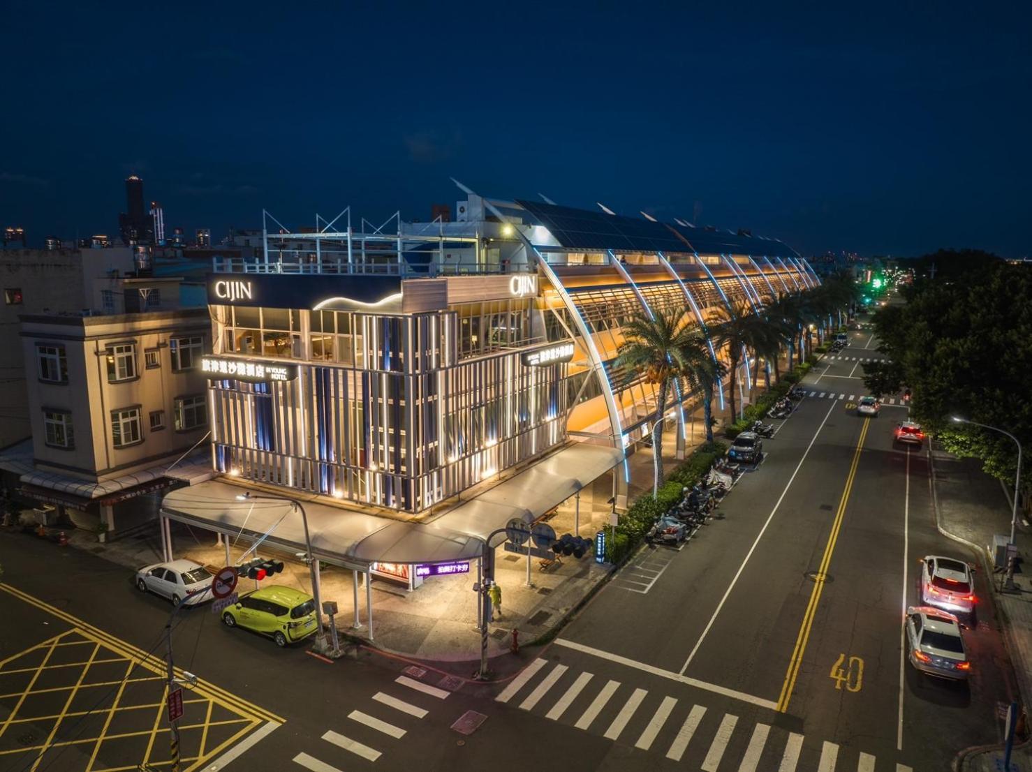 In Young Hotel Kaohsiung Eksteriør bilde